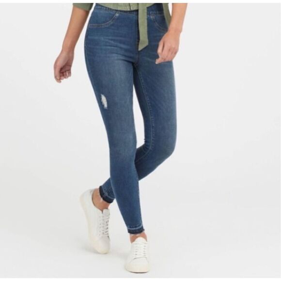Spanx Distressed Ankle Skinny Jeans Medium Wash Size Small - Picture 1 of 7